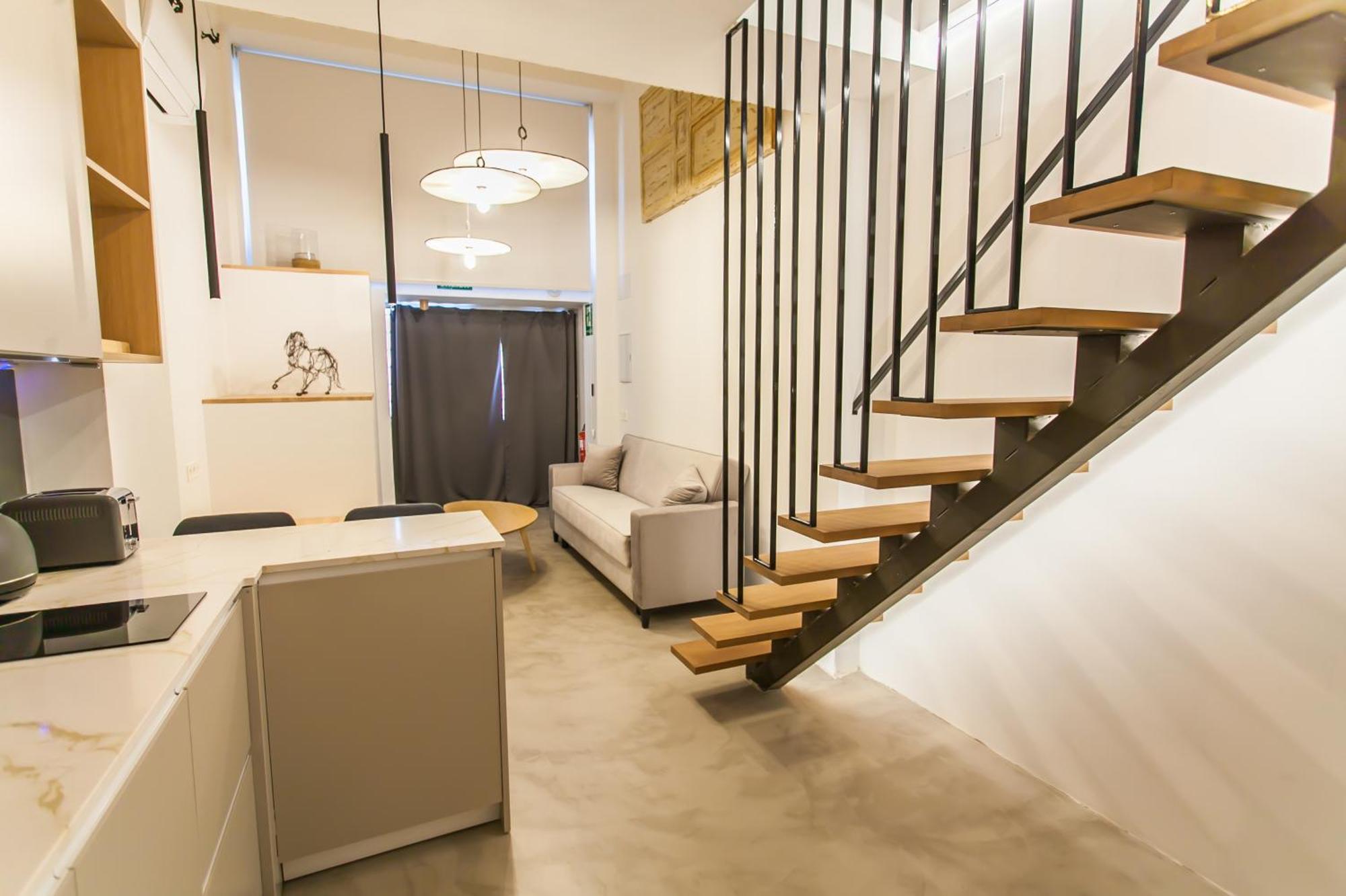 Appartement Guernica Luxury Duplex - Location, Light, And Art